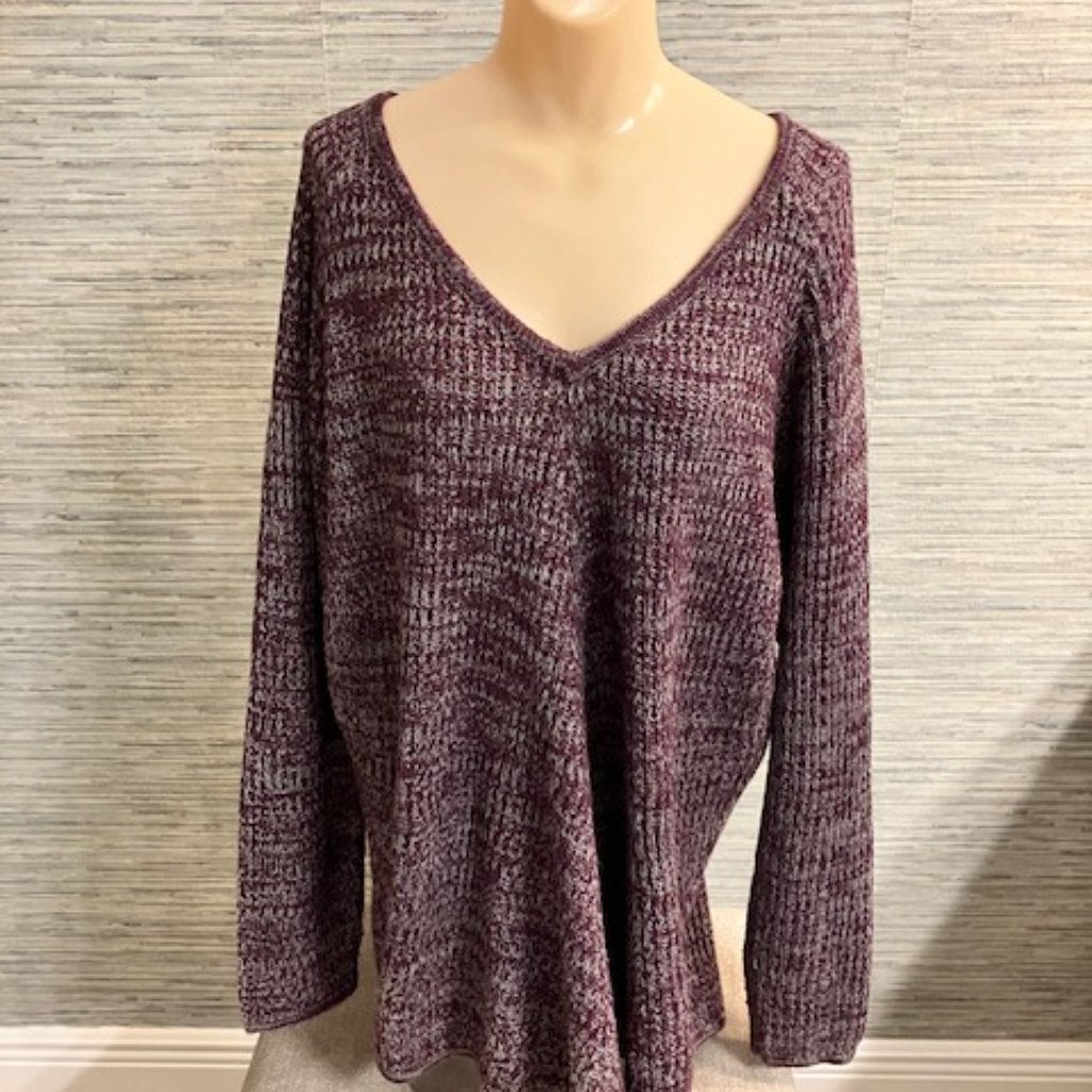 Simply Styled - Size Xl - Dark Purple Sweater - Loose Fitting - Hides The Tummy!